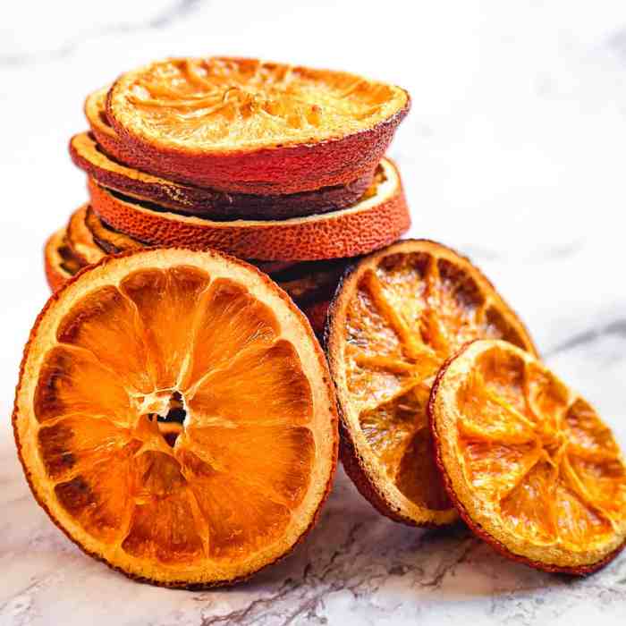 How to make dried orange slices for decoration