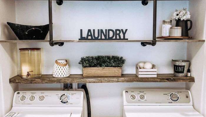 How to Decorate a Laundry Room Shelf – Tips and Tricks for a Stylish Space